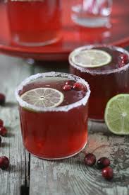 Cranberry Lime Sparkler For Christmas Cranberry Juice Sprite Lime Slices Christmas Mocktail Recipes Cranberry Drinks Non Alcoholic Drinks