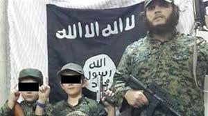 Risultati immagini per bimbi palestinesi alle armi e giubbotti esplosivi