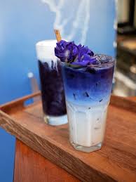 The Butterfly Pea Latte Photo Blue Whale Maharaj Facebook Milk Tea Recipes Dessert Drinks Butterfly Tea