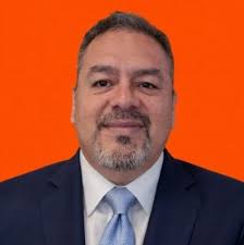 Benedicto Lucas, hermano del ex presidente Fernando Romeo Lucas García,  está siendo juzgado por el genocidio del Pueblo Maya Ixil en Guatemala.  Muchos no saben esta historia y por eso ven con