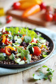 Salade Ensoleillee Aux Lentilles Chefnini Recette Recette Vinaigrette Salade D Epinards Etre En Bonne Sante