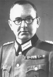 黑闪电骑兵【9】——大鏖战913号逃生舱-----------------------------------------------------------  1943年1月25日后，该师在（该军管辖下的）别雷特战线（Belyte）后方的塔蒂安卡森林（Tatianka）一带执行了最后一次的代号为"星奔行动"（Sternlauf）的扫荡行动：党卫军第  ...