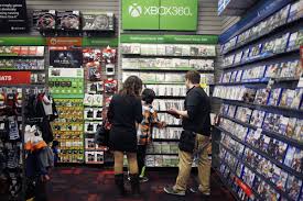 Gamestop, the world's largest videogame retailer. Gamestop Closing Up To 200 Stores As Video Game Sales Plummet Chicago Tribune