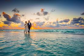 Our affordable san diego beach wedding packages include wedding location permits and liability insurance, 2hr photographer, officiant, wedding there is no extra charge for the sunset ceremony time and setup, coordination, and breakdown are included! San Diego Wedding Packages The Abbey Inclusive Package