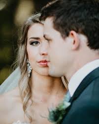 Arkansas Wedding Photographer (@emeraldmoonweddings) • Instagram photos and  videos