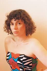 JEUNE ET CHAOS] ROMY ALIZÉE - CHAOS