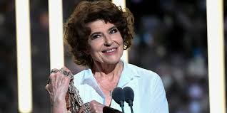 Ce site n'a aucune relation avec l'artiste. Polanski Sacred To The Cesars I Am Very Happy For Him Reacts Fanny Ardant Teller Report