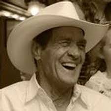 Daryl Ross's Instagram, Twitter & Facebook