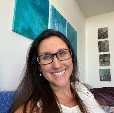 Hayley Shearer's Instagram, Twitter & Facebook