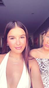 my sunburn is peeling 😫😫