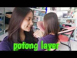 May 19, 2020 · 20 potongan rambut layer yang sedang tren di seluruh dunia. Potong Rambut Layer Natural Youtube