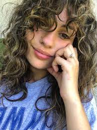 Messy waves, curly shags, sleek blowouts, high ponytails. Curly Bangs Really Curly Hair Natural Curls Hairstyles Haircuts For Curly Hair
