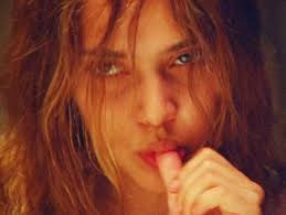 fluttering dissolution, talent