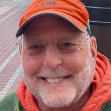 How to remove C380 battery?