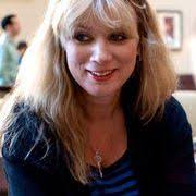 Lisa Dubinsky's Instagram, Twitter & Facebook