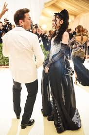 May 09, 2021 · while elon musk does not have a wife, he has been in a relationship with canadian singer grimes (real name claire boucher) for over three years. Thanks To Elon Musk And Grimes The Summer Of Strange Love Isn T Entirely Over Vanity Fair