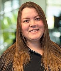 Veronica Kingston's Instagram, Twitter & Facebook