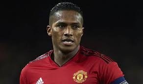 Man Utd transfer news: Antonio Valencia can join Newcastle or Fulham before  Thursday
