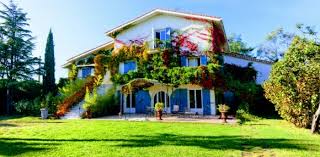 Location De Vacances En Gite Avec Grande Piscine A Montpellier Proche Plage Belles Prestations Clim Wifi Grand Jardin Parking Securise Animaux Acceptes