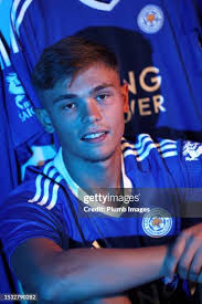 48 Photos & High Res Pictures