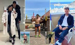 Who is karolina pliskova's husband michal hrdlicka and does she have children? Handsome Gang Of Husbands And Boyfriends Supporting Their Tennis Star Partners At Wimbledon Daily Mail Online