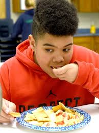 Columbia Public Schools, 4-H partner for summer school cooking class