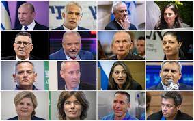 Forsvarsminister benny gantz, utenriksminister yair lapid og statsminister naftali bennett under avstemmingen 13. Jsvye4rubihyym
