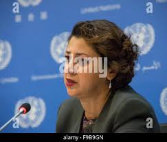 Afshan Khan, Director of UNICEF's Office of Emergency Programmes, briefs  the press. John Ging, Operations Director