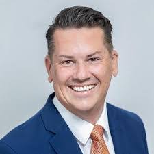 Sam Mckeown's Instagram, Twitter & Facebook