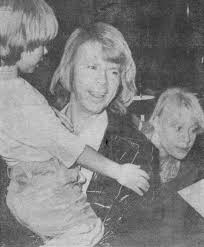 He is the son of erik gunnar ulvaeus and aina eliza viktoria bengtsson. 1980 Lena Kallersjo Bjorn Ulvaeus And Linda Elin Ulvaeus Was Born In 1973