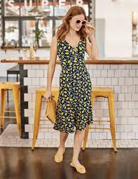 Black And Yellow Jersey Dress Effie Jersey Dress Navy Lemon Fruit Effie Jersey Dress Crafted From A Drapey Viscose Blend Jersey That In 2020 Jersey Dress Linen Shift Dress Printed Shirt Dress