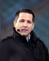 NFL Fans React To Taylor Swift's Decision On Chiefs vs. Jets