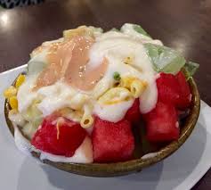 Vegetable And Fruit Salad With Mayonnaise Topping From Pizza Hut