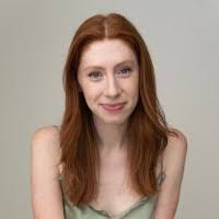 Miranda Savage's Instagram, Twitter & Facebook