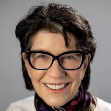 The Extra: Volume 2 (Rita Farmer Mysteries) : Sims, Elizabeth:  Amazon.co.uk: Books