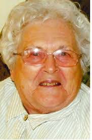 Jacquelyn Fulton's Instagram, Twitter & Facebook