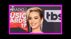 Video Celeb Dentist Dr Anjali Rajpal Dishes On The Tooth Jewelry Trend Jewelry News And Articles On popsugar celebrity you will find news, photos and videos on entertainment, celebrities and celebrity video. jewelry news and articles