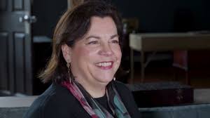 Video: Director Tracy Brigden On Bringing DIAL M FOR MURDER to the Guthrie