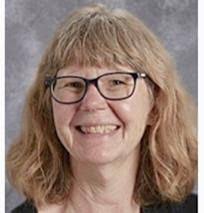 Karen Suzanne's Instagram, Twitter & Facebook