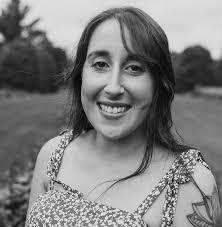 Desirae Hansen's Instagram, Twitter & Facebook