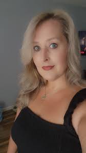 Introduction of Brooke, a hairstylist in Cookeville, Tennessee