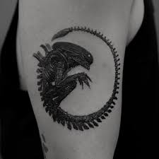 The xenomorph is available as part of the game's alien dlc. Tattoo By Coldgray Coldgray Scifitattoos Scifi Sciencefiction Alien Illustrative Realism Realistic Hyperrealis Alien Tattoo Movie Tattoos Movie Tattoo