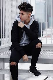 Amandammartinez Androgynous Tomboy Style Fashion Street Dtla La Nyc Hair Tomboy Style Outfits Lesbian Outfits Androgynous Outfits