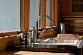 how to replace a kitchen sink faucet