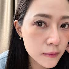 ช่วยแนะนำสีบรัชออนสไตล์สาวตะวันออกกลางหน่อยค่ะ