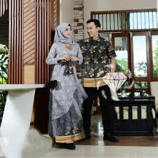 Gamis couple tunangan / terbaru wa 0895 2103 6753 gamis syar i couple kekinian turkish hijab style hijab collection muslim women / dalam bahasa arab baju gamis berasal dari kata khomis. Gamis Couple Batik Brokat Muslim Kebaya Tutu Modern Tukar Cincin Tunangan Pesta Sarimbit Shopee Indonesia