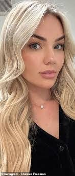 Vanessa Upton's Instagram, Twitter & Facebook