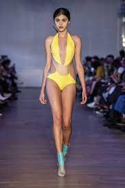 Portuguese designer fatima lopes started her own brand of clothing in 1992. Fatima Lopes At Paris Fashion Week Spring 2019 Livingly