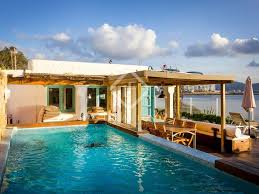 Comprar o vender una propiedad en ibiza. Pin De Nancy Gomez En Ibiza Casa De 4 Dormitorios Comprar Vivienda Ibiza