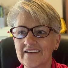 Virginia Lowe's Instagram, Twitter & Facebook